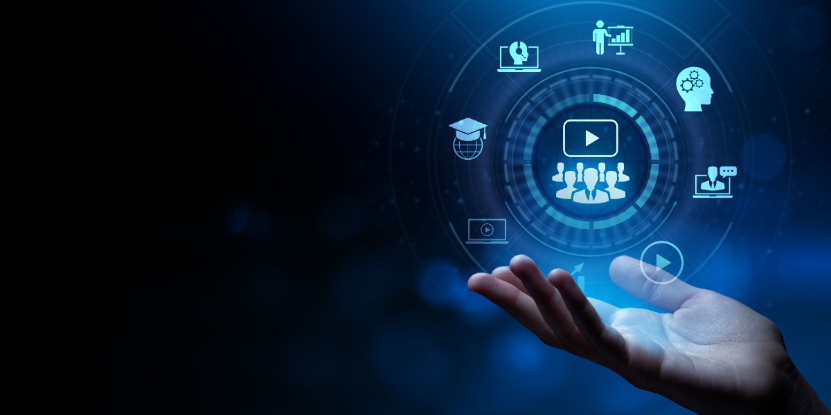 Cursuri personalizate e-learning